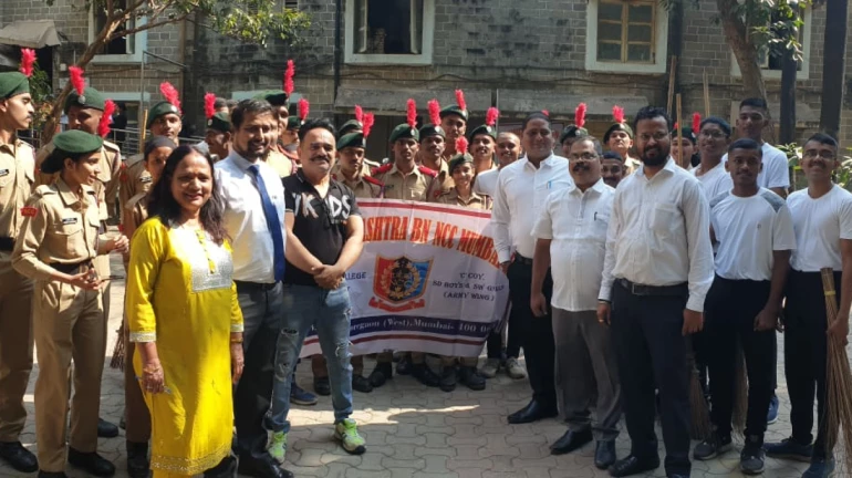 बोरीवली एडवोकेट बार एसोसिएशन की ओर से स्वच्छता अभियान का आयोजन बोरीवली एडवोकेट बार एसोसिएशन की ओर से स्वच्छता अभियान का आयोजन