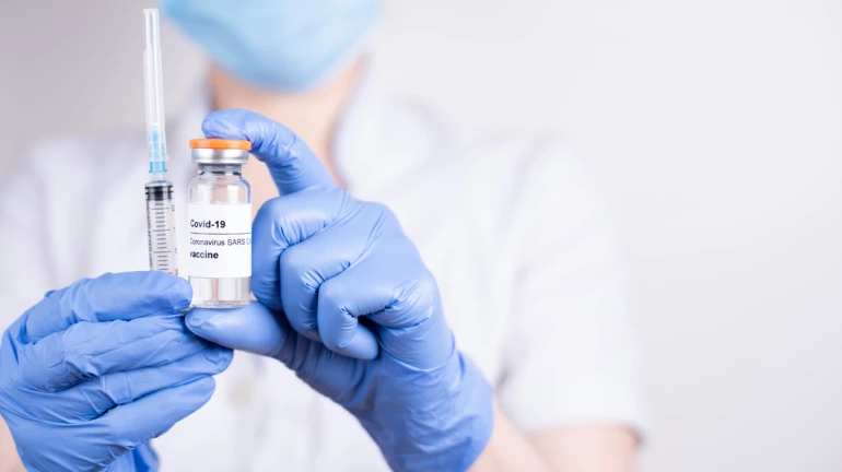 कोरोना प्रतिबंधात्मक लसीकरणात महाराष्ट्राने दिल्या ५ कोटी लसीचे डोस कोरोना प्रतिबंधात्मक लसीकरणात महाराष्ट्राने दिल्या ५ कोटी लसीचे डोस