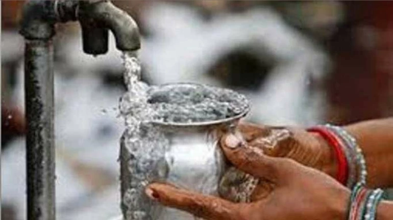 Water Engineering Department repairs leak preventing water wastage