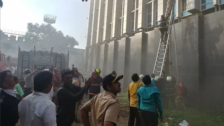 Mumbai: Fire at godown in Sakinaka; so far no casualty