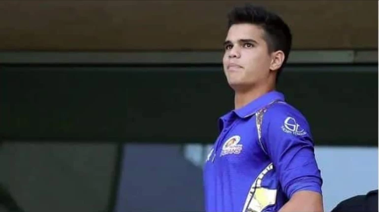 IPL 2021: मुंबईच्या संघात अर्जुन तेंडुलकरला स्थान IPL 2021: मुंबईच्या संघात अर्जुन तेंडुलकरला स्थान