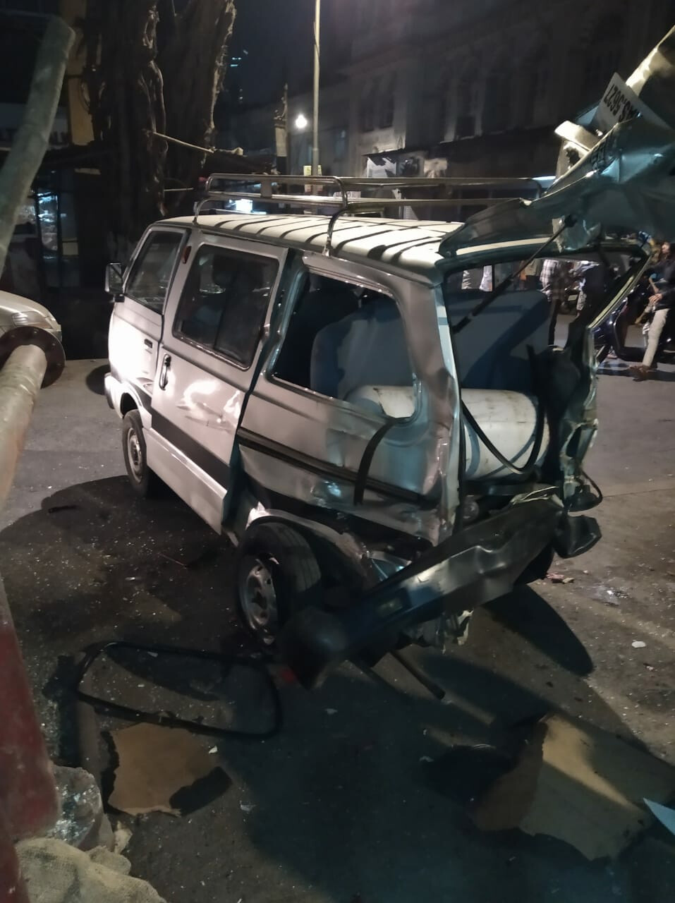 लोअर परळ येथे डंपरच्या धडकेत दोघांचा मृत्यू, एक गंभीर जखमी