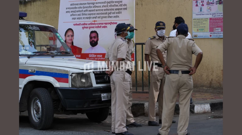 जेजे पुलिस स्टेशन के कुल 22 कर्मचारी कोरोना की चपेट में जेजे पुलिस स्टेशन के कुल 22 कर्मचारी कोरोना की चपेट में