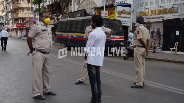 A City of Extroverts: Mumbai Police book 2,131 over lockdown violation