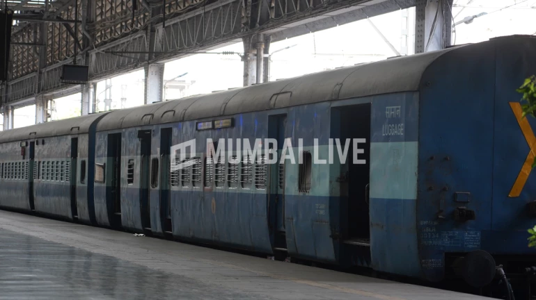 Mumbai: No halt for Andheri in Bandra-Amritsar superfast Mumbai: No halt for Andheri in Bandra-Amritsar superfast