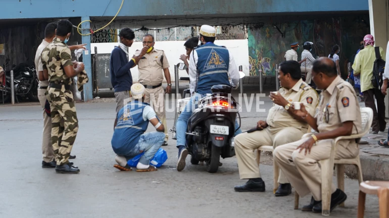 लाॅकडाऊन पूर्णपणे काढून टाका! मनसेच्या सर्वेक्षणाचा कौल जाहीर लाॅकडाऊन पूर्णपणे काढून टाका! मनसेच्या सर्वेक्षणाचा कौल जाहीर