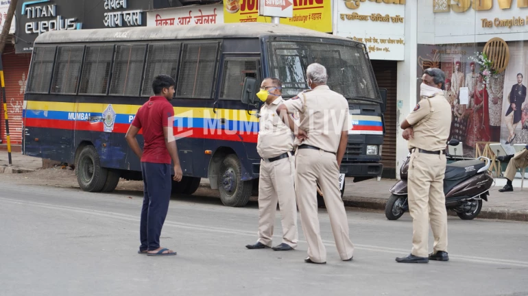 कोरोना से मरनेवाले व्यक्ति की जांच न करने के लिए पुलिस स्वतंत्र कोरोना से मरनेवाले व्यक्ति की जांच न करने के लिए पुलिस स्वतंत्र