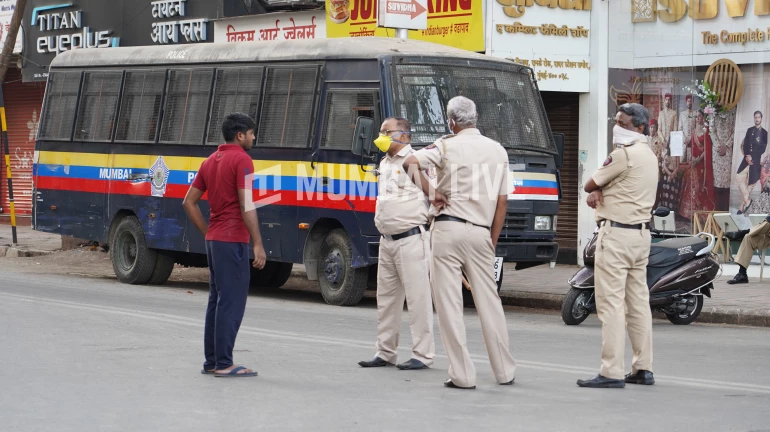Number of containment zones increase in Mumbai; lockdown restrictions won't be eased in these areas Number of containment zones increase in Mumbai; lockdown restrictions won't be eased in these areas