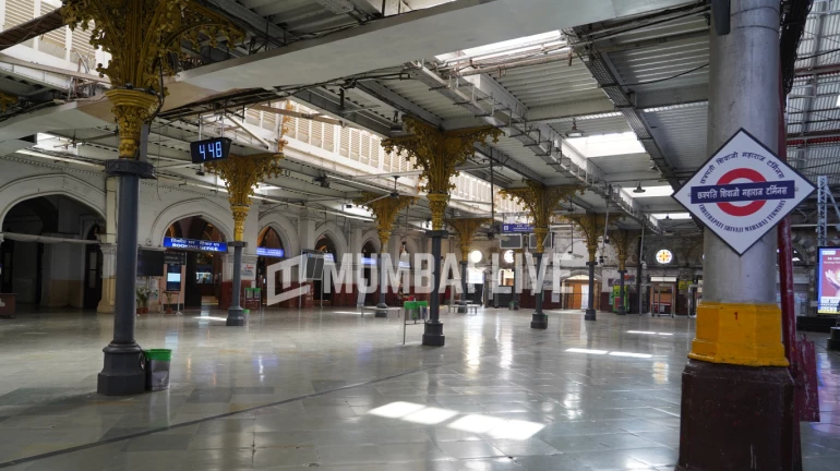 Vijay Vadettiwar issues statement over resuming Mumbai Local Trains