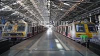 Big Change for Mumbai Local Commuters: Railways Discontinue UTS For Season Pass Booking, Launches Rail One App Big Change for Mumbai Local Commuters: Railways Discontinue UTS For Season Pass Booking, Launches Rail One App