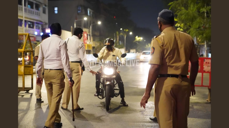 violating lockdown in Maharashtra नियमांचे उल्लघंन केल्याप्रकरणी १ लाख ५४ हजार जणांवर गुन्हे दाखल