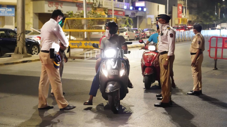 लॉक डाउन में मुंबई पुलिस ने काटे 9.43 करोड़ रुपये के चालान