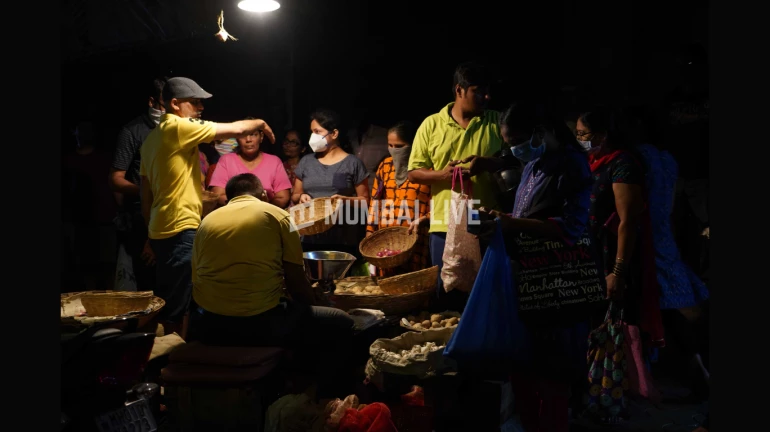 coronavirus update: मुंबईतील १३ वाॅर्डात ५० हून अधिक कोरोनाबाधित coronavirus update: मुंबईतील १३ वाॅर्डात ५० हून अधिक कोरोनाबाधित