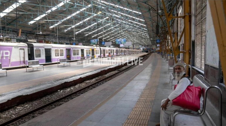 सामाजिक कार्यकर्ताओं ने दिया सुझाव, रेलवे प्लेटफॉर्म हो मजदूरों को ठहराने की व्यवस्था
