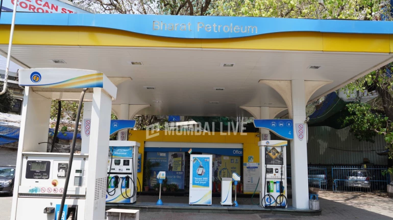 पेट्रोल, डिझेलच्या दरात पुन्हा कपात पेट्रोल, डिझेलच्या दरात पुन्हा कपात