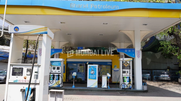 महाराष्ट्र बजट 2021- पेट्रोल डीजल नही होगी सस्ती, दारू भी होगी महंगी महाराष्ट्र बजट 2021- पेट्रोल डीजल नही होगी सस्ती, दारू भी होगी महंगी