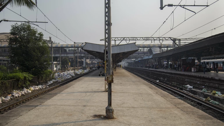 Mumbai Local Trains to Be Affected Due to Special Night Block for 2 Days